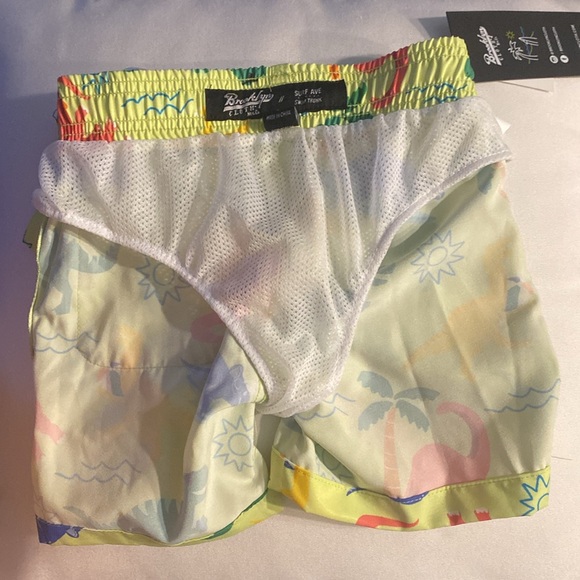 Brooklyn Cloth Surf Ave Boys Swim Trunks Sz 5 MOISTURE WICKING, UV RESISTANT NWT - Picture 8 of 9